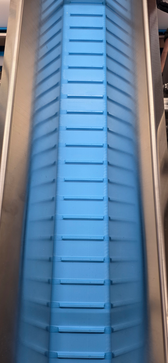 Smart feed narrow belt
